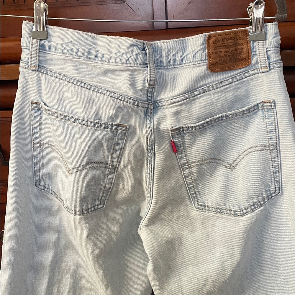 Levi's Light Blue High-Rise Straight Jeans - Picture 7 of 11
